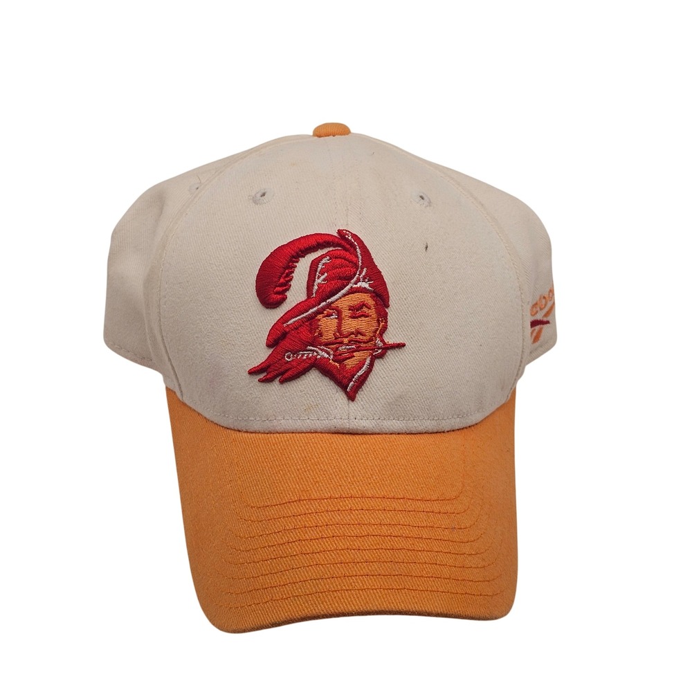 Reebok Tampa Bay Buccaneers OSFA White Orange Bucco Bruce Vintage NFL Cap